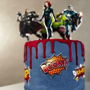 Torta di compleanno per bambini a tema supereroi, Bologna